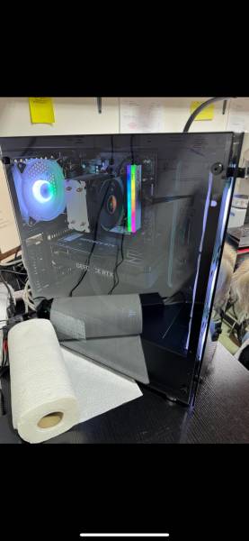 Tour gamer sur mesure magasin Multitech  à Rives-en-Seine et ses alentours