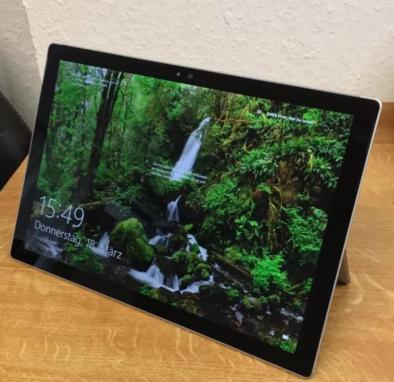 PC Tablette Portable Microsoft Surface Pro 4 reconditionné, disponible à la boutique Multitech à Rives-en-Seine 76