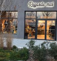 Magasin de vêtement Port Jerome Sur Seine 76 Regarde moi